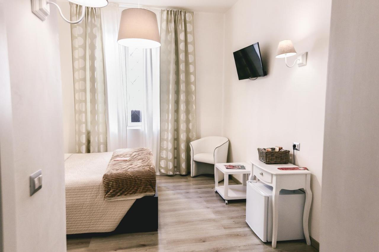 Angolo Di Roma Guest House Екстериор снимка