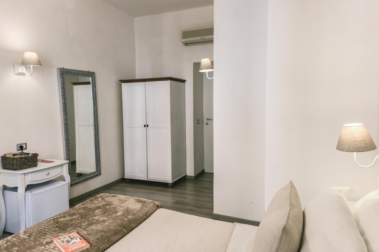 Angolo Di Roma Guest House Екстериор снимка