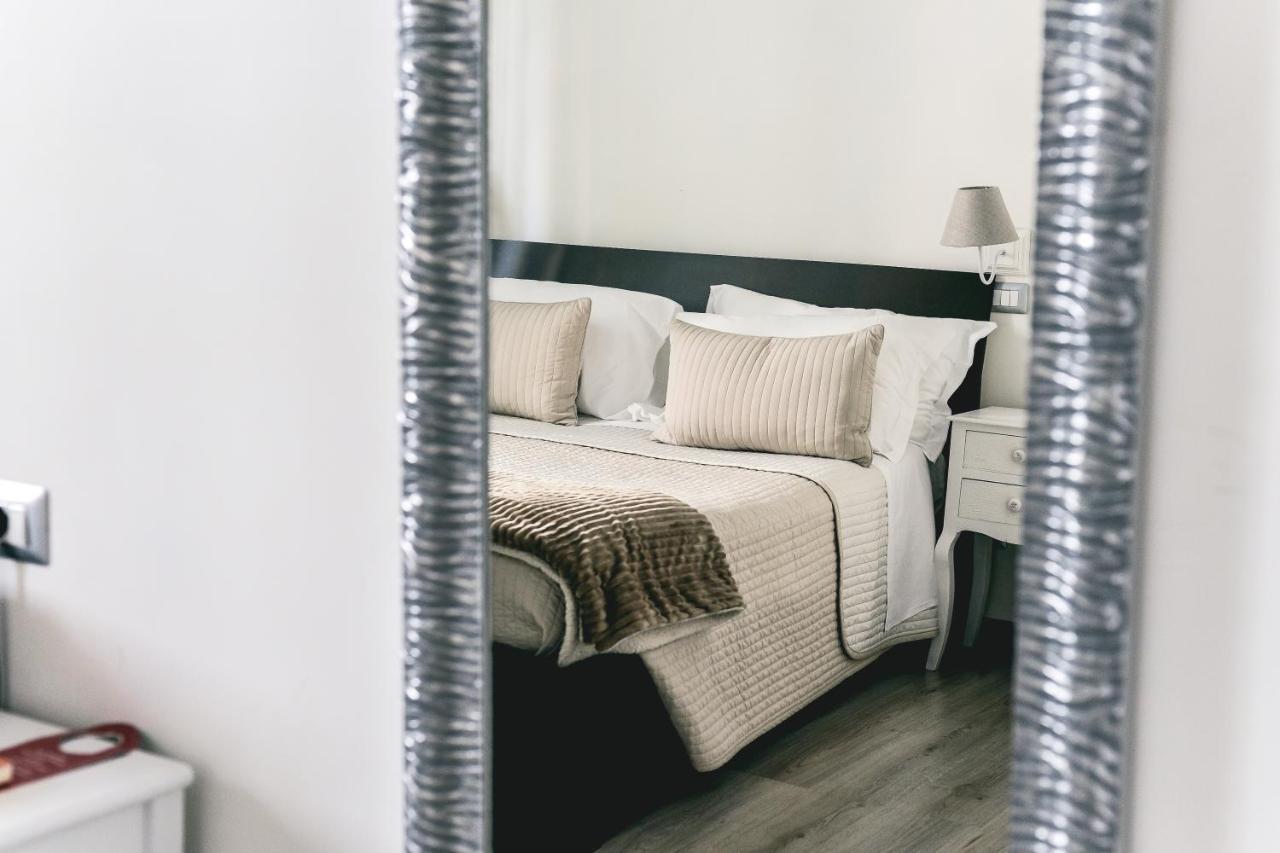 Angolo Di Roma Guest House Екстериор снимка